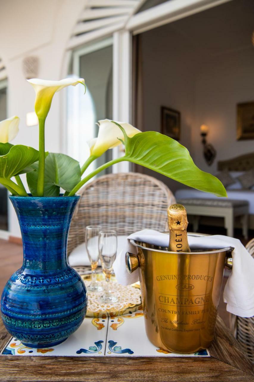 La Casa Di Peppe Bed & Breakfast Positano Exterior photo